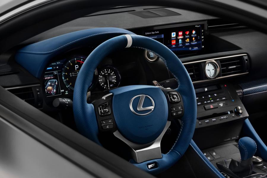 Торпедо Lexus RC F 10th Anniversary Limited 2018 года  (NA) (фото 6 из 7)
